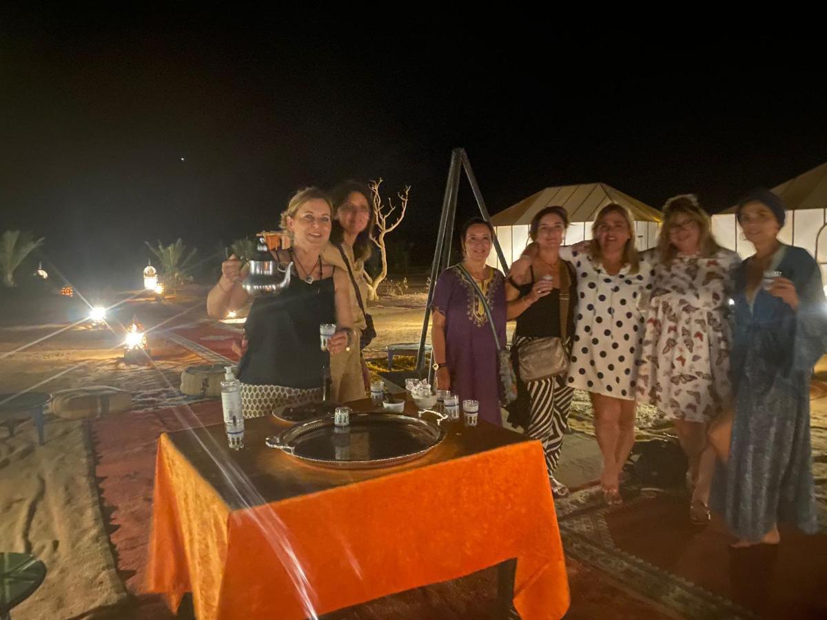 Hotel Sahara Happy Camp Merzouga Esterno foto